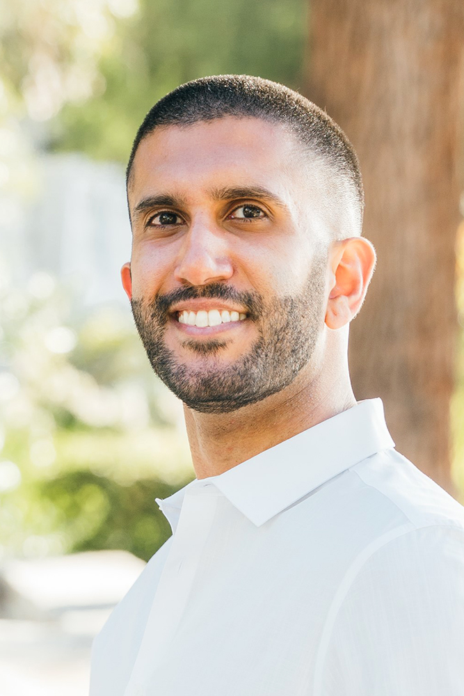 Headshot of attorney Daniel Marvizi.